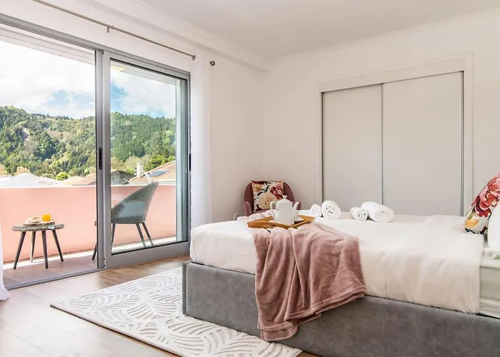 Furnas Apartment フルナス